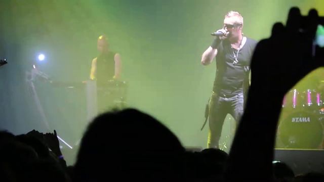 Poets of the Fall - Locking Up The Sun live (Moscow 05.11.2014) смотреть онлайн