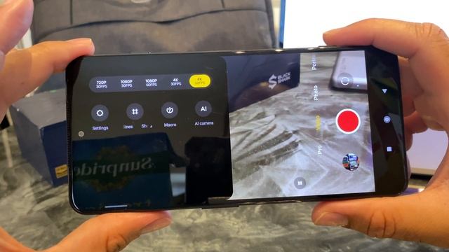 Black Shark 4 - 144Hz Gaming Smartphone - Magnetic Triggers - Under £350 - Any Good? смотреть онлайн