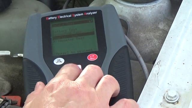 Один из лучших тестеров для проверки аккумуляторов