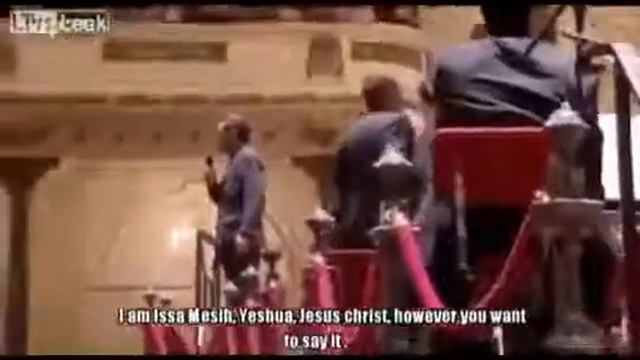ПОСМОТРИТЕ ЧТО СДЕЛАЛ ЭТОТ ХРАБРЫЙ МУСУЛЬМАНИН! смотреть онлайн