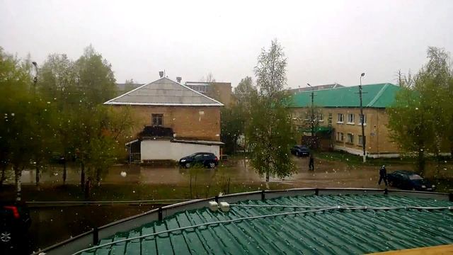 4 июня 2013г. Снег с дождем. Вот и лето пришло... смотреть онлайн