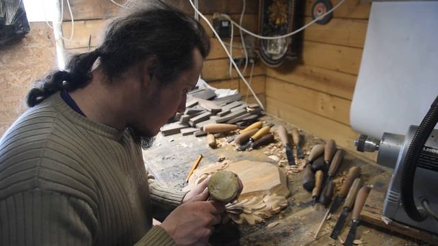 Резьба по дубу под Дубинушку. смотреть онлайн