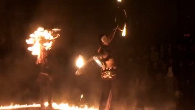 Lou Cat - Fire Tribal Fusion Bellydance смотреть онлайн