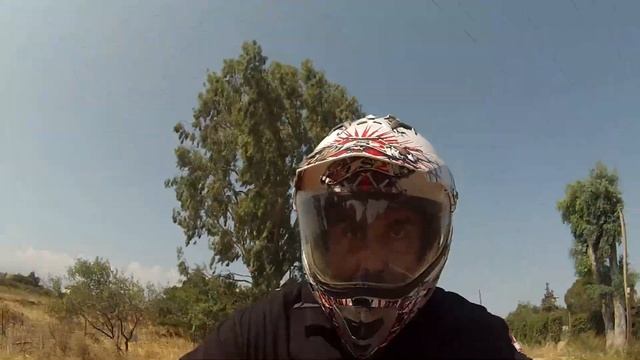 SUZUKI VSTROM 650 XT . KOKKINA FEGARIA TEST смотреть онлайн