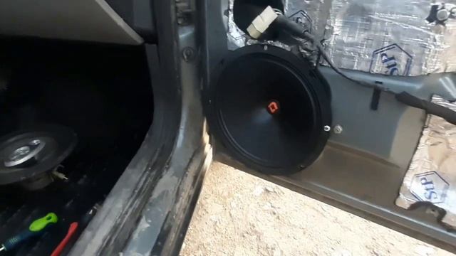 Замена штатных динамиков в Lada priora на Dl audio raven 200 смотреть онлайн