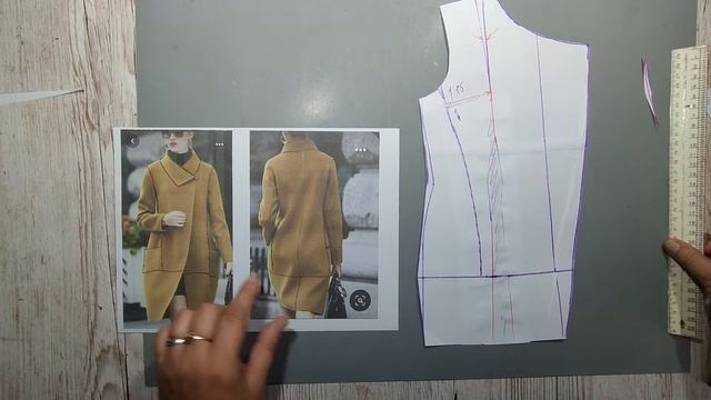Пальто с цельнокроеным боком на двубортной застежке кроем №722 смотреть онлайн