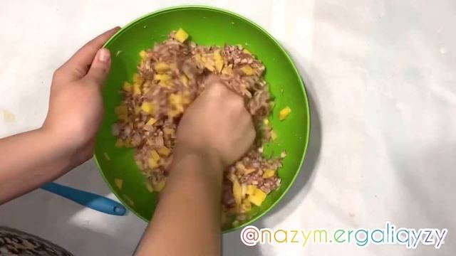 Үгітілмелі жұмсақ самса.Қазақша рецепт.Өте дәмді.ПЕСОЧНЫЕ ТЕСТО. смотреть онлайн