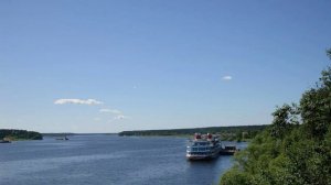 Теплоходы России