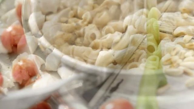 Итальянский салат с макаронами. Салат с макаронами и курицей. смотреть онлайн