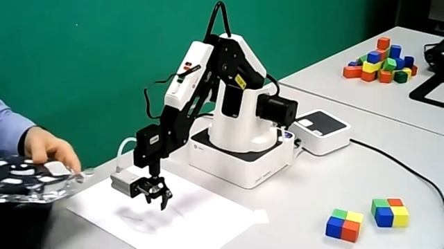 Манипуляторы