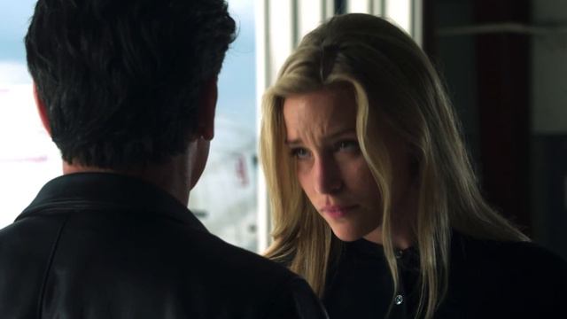 Piper Perabo tights 5 смотреть онлайн