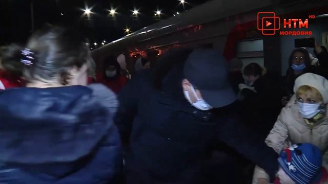 В Мордовию прибыли эквакуированные жители Донбасса. смотреть онлайн