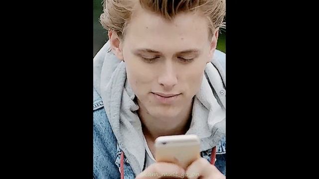 Henrik Holm. Even. Skam