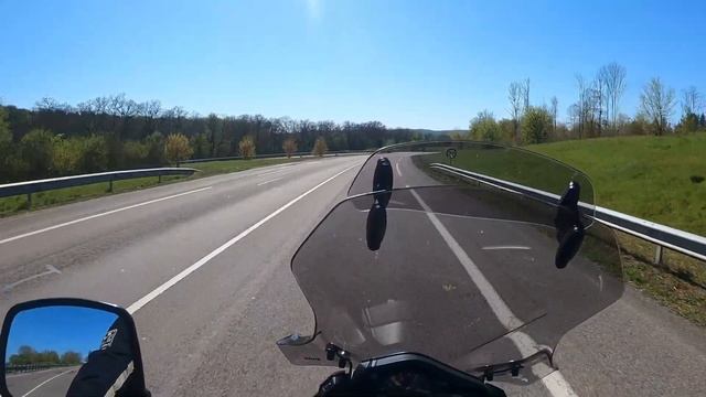ESSAI 1000 VSTROM XT 2019 // TEST BY BIKER MIND смотреть онлайн