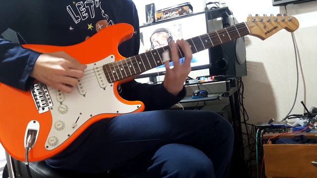Hatsune Miku - Senbonzakura smol Guitar Cover (+tabs) смотреть онлайн