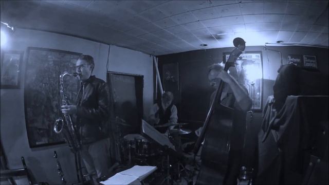 TAINTED LOVE TRIO смотреть онлайн