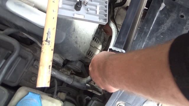 Audi A3 Замена радиатора системы охлаждения nissens смотреть онлайн