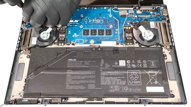 🛠️ How to open ASUS Zenbook DUO (UX8406) - disassembly and upgrade options смотреть онлайн
