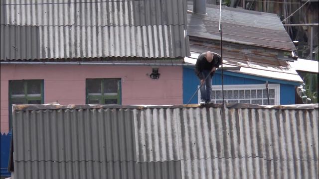 Потекла крыша