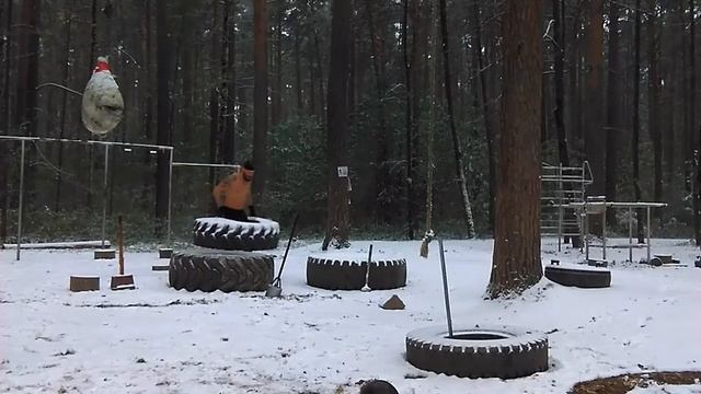 Жаль, что снег уже растаял))) Тренировка в ЦПКиО смотреть онлайн