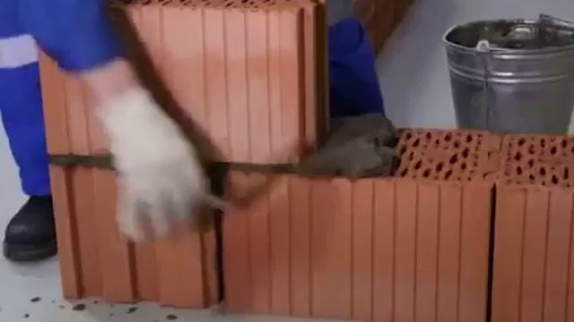 Кладка крупноформатных блоков