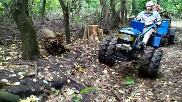 Настоящий танк со спаркой, за дровами после дождей , тяжёлый мотоблок кентавр смотреть онлайн