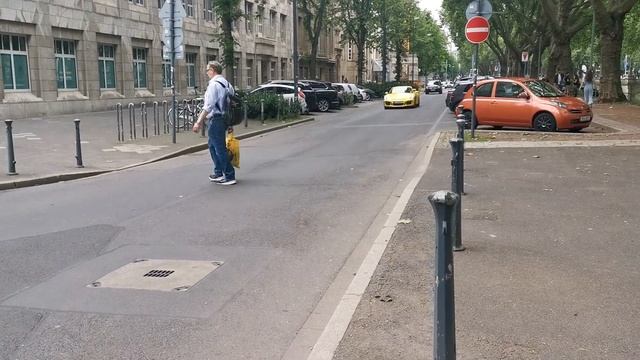 A lovely bright yellow porsche GT3 nice one #supercarlife #supercarspotter @Porsche смотреть онлайн
