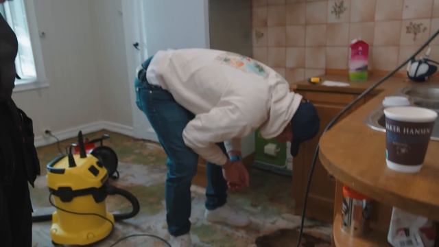 Ep5 - "Fy, faen! Det har vokst hår under her!" | Erik og Oskar pusser opp смотреть онлайн