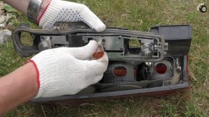 Снимаем задний фонарь Лада Ларгус Замена лампочек / Фонарь Лада Ларгус / Лампочки Ларгус