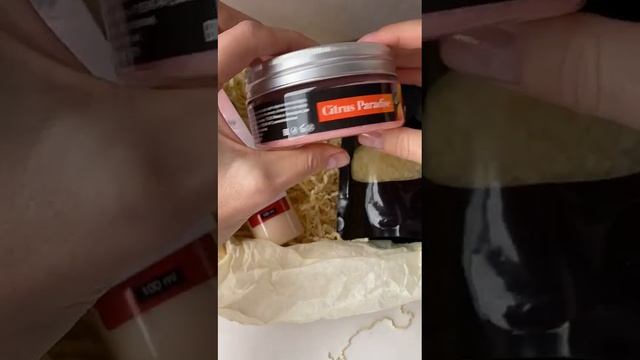 Распаковка бьюти бокс, подарочный набор 