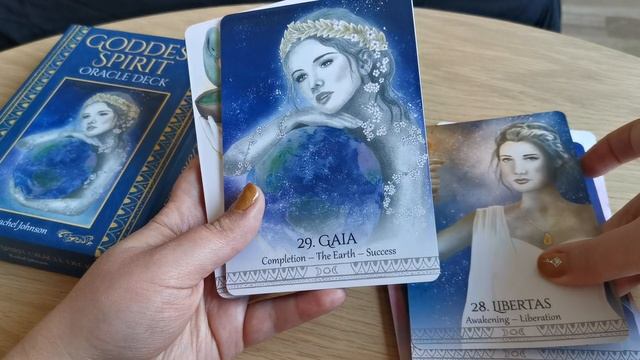Goddess Spirit Oracle Deck - Deck review смотреть онлайн