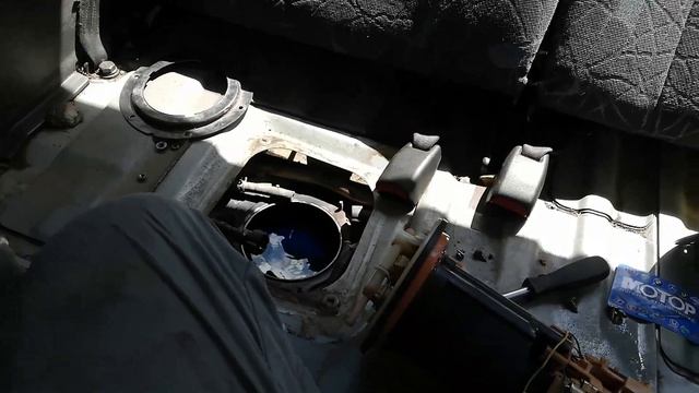 Бензобак и полавок митсубиси паджеро ИО 1999 год смотреть онлайн