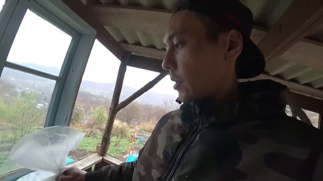 РЕАКЦИЯ ЖЕНЫ НА ИЗМЕНЕНИЯ НА ДАЧЕ ! ЗАСТАВИЛА УБИРАТЬСЯ ) ВОССТАНОВЛЕНИЕ ЗАБРОШЕННОЙ ДАЧИ ! СТОЛЫЧ смотреть онлайн