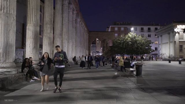 Milan - Walking in Navigli District Italian Saturday Night life (4K UHD) смотреть онлайн