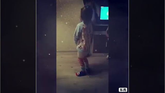 Танцую под фонарём)) смотреть онлайн