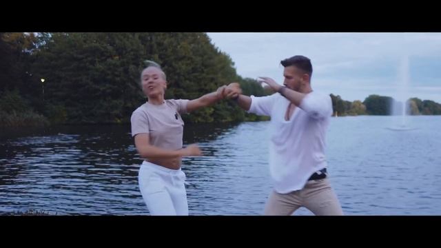 Janis & Zoé | Francois Klark - Always Bachata Remix | Bachata Sensual | Couple Dance Choreography смотреть онлайн