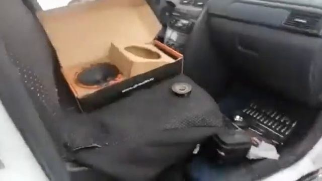 замена шатаной акустики на Приоре на Gryphon pro neo 165 смотреть онлайн