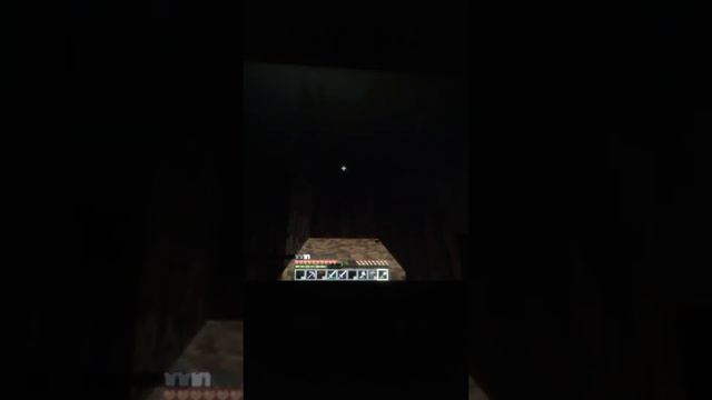 Построил первый дом! Выживание в проклятом Майнкрафте смотреть онлайн