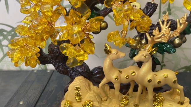 Олени под деревом смотреть онлайн