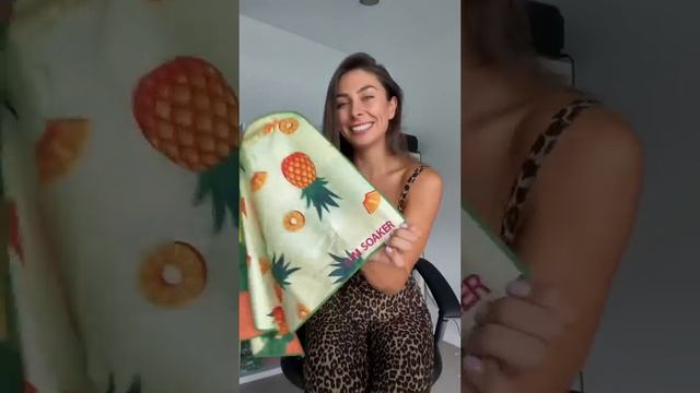 When your gym towels start to get used for other things… Enjoy your new soaker 💦💦😳 смотреть онлайн