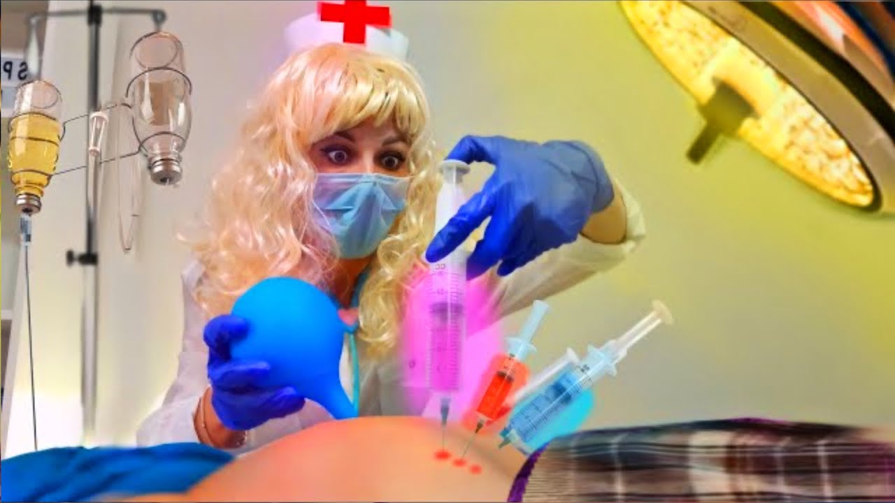 Сумасшедшая МЕДСЕСТРА и ДВА болючих укола хитрым способом. Crazy NURSE and TWO injections // YS SHOW смотреть онлайн