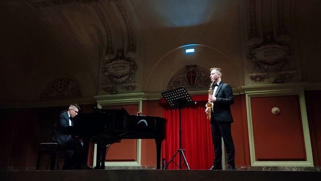 Tango Club (Four Picture from New York) - R. Molinelli (Ambi Duo) смотреть онлайн