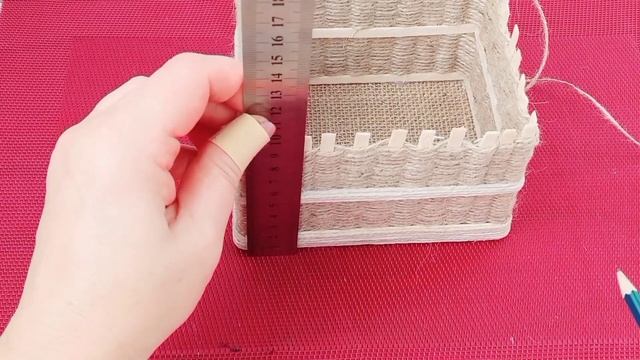 Плетёный сундучёк джутовой нитью. смотреть онлайн