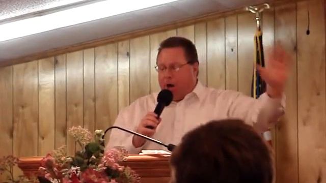 Bro Roy Vogan pentecostal preaching at Lesslie Church of God Feb 4, 09 смотреть онлайн