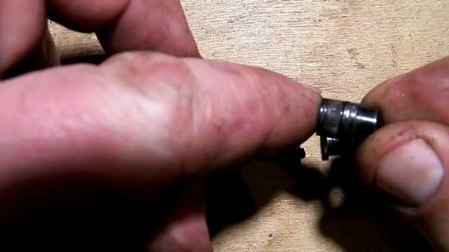Разбираем(ломаем) патрон Dremel. смотреть онлайн