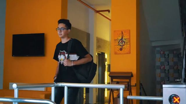 День студента, часть 1 (BAU) смотреть онлайн