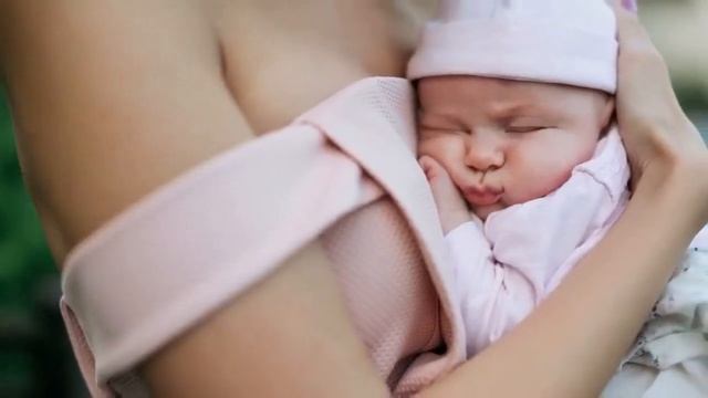 НОВОРОЖДЕННЫЙ РЕБЕНОК ДОМА | Уход за новорожденным в первый месяц смотреть онлайн