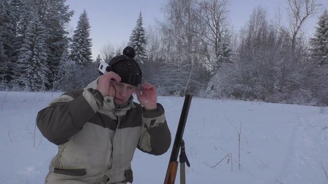 ЧУТЬ НЕ НАСТУПИЛ, сидят до последнего!! Охота на тетерева на лунках 2021. смотреть онлайн