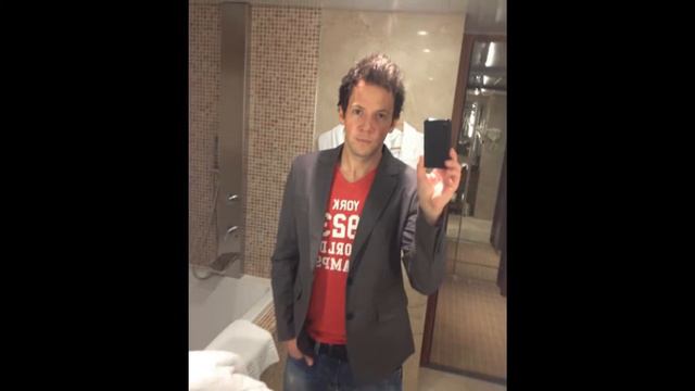 Simple Plan Loser of the year (Acoustic) смотреть онлайн