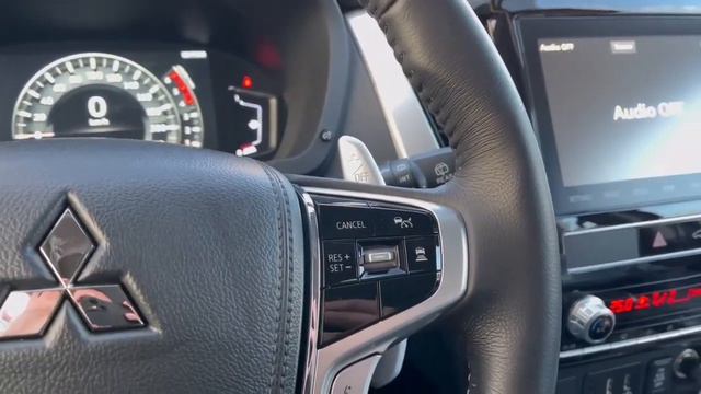Mitsubishi PajeroSport 2022 смотреть онлайн